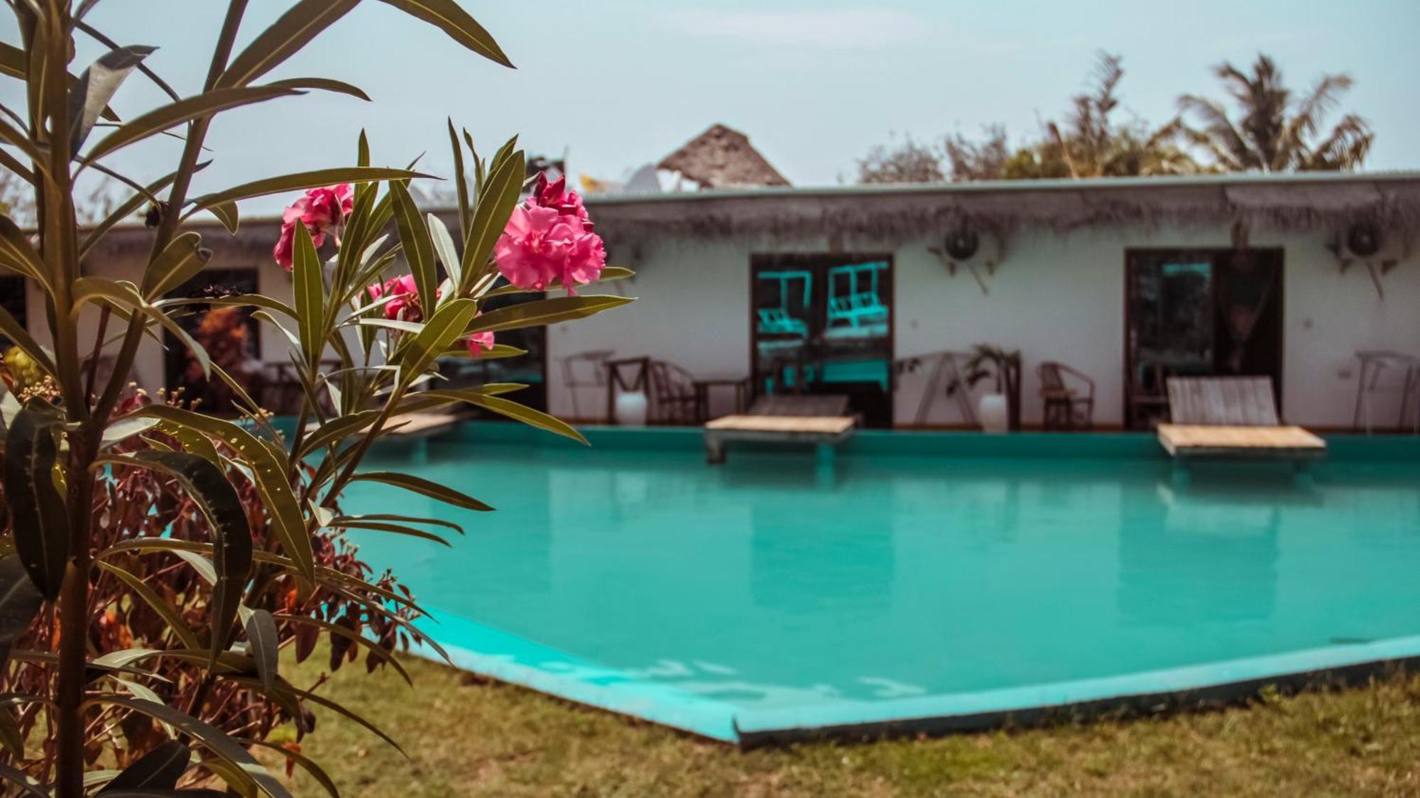 Hotel Tropicana Garden 3*
